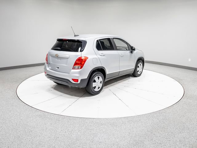 Used 2017 Chevrolet Trax LS w/ Fleet Convenience Package FWD image 30