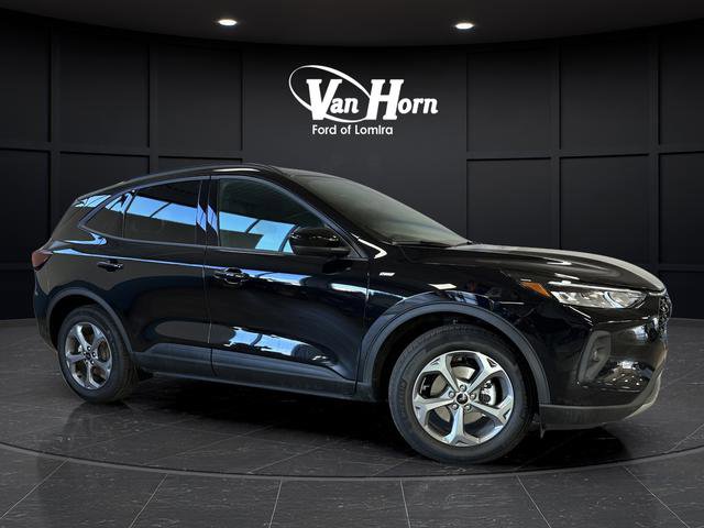 Certified 2025 Ford Escape ST-Line Elite image 1