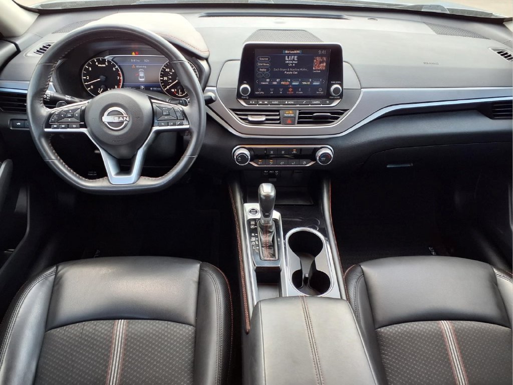 Used 2023 Nissan Altima 2.5 SR FWD image 10