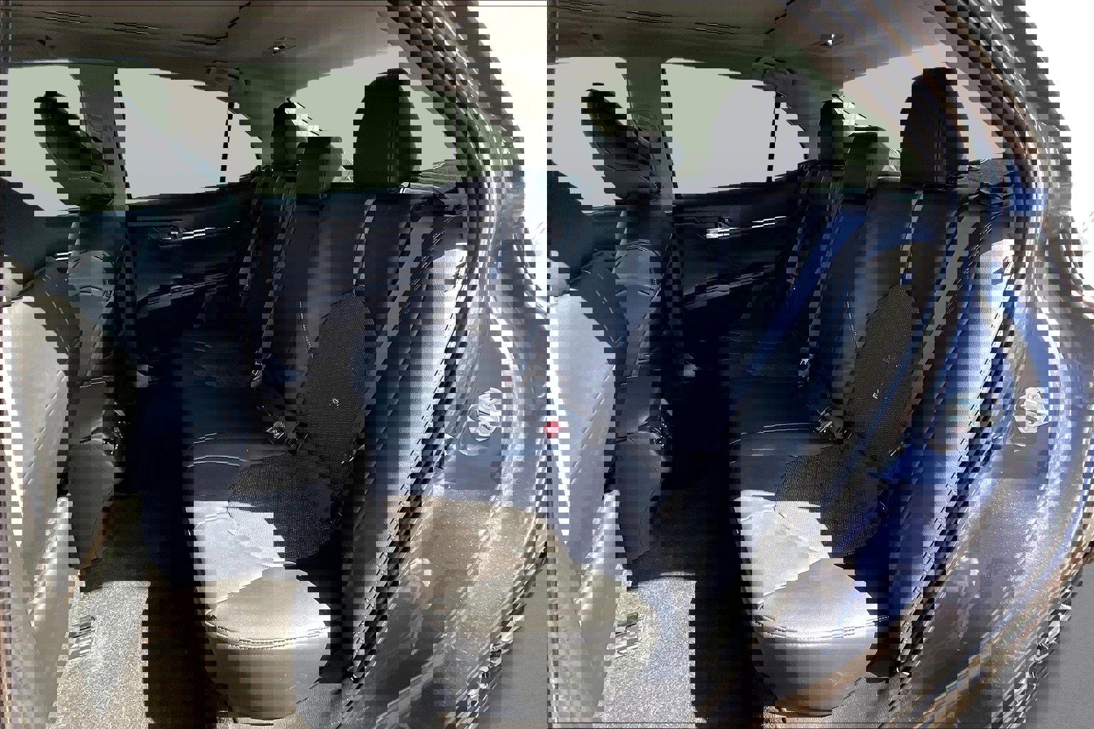 Used 2022 Toyota Camry XSE image 25