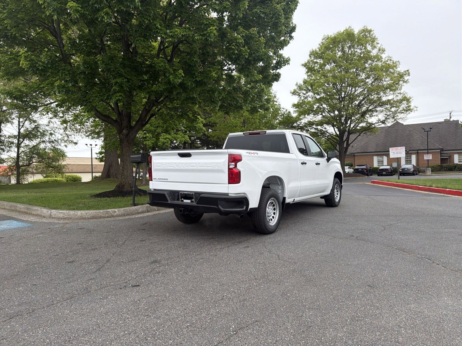 New 2026 Chevrolet Silverado 1500 W/T w/ WT Value Package AWD/4WD image 7