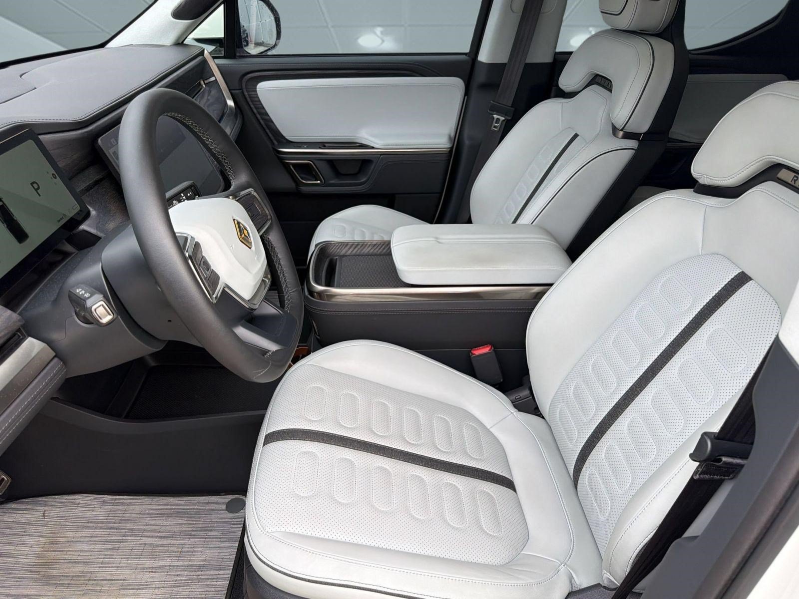 Used 2022 Rivian R1T Adventure AWD/4WD image 5
