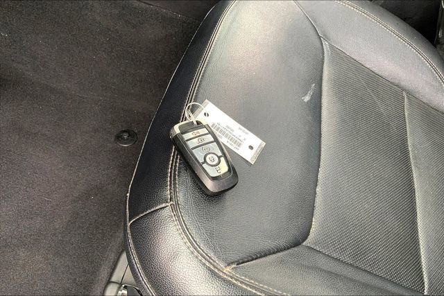 Used 2020 Ford Explorer Limited w/ Class III Trailer Tow Package image 11