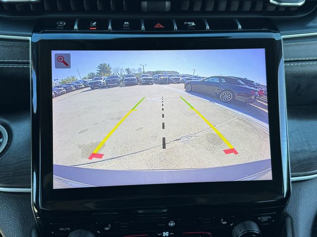 Used 2022 Jeep Grand Cherokee L Limited image 27