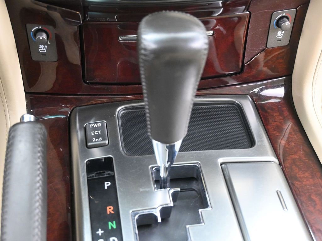 Used 2011 Lexus LX 570 4WD image 27