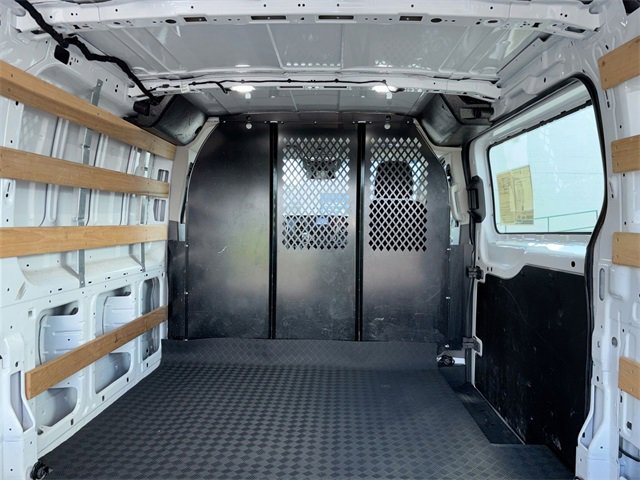 Used 2023 Ford Transit 250 XL w/ Exterior Upgrade Package image 23