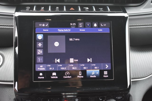 Used 2024 Jeep Grand Cherokee Altitude RWD image 23