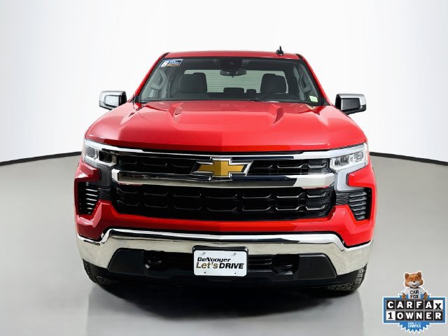 Used 2024 Chevrolet Silverado 1500 LT AWD/4WD image 7