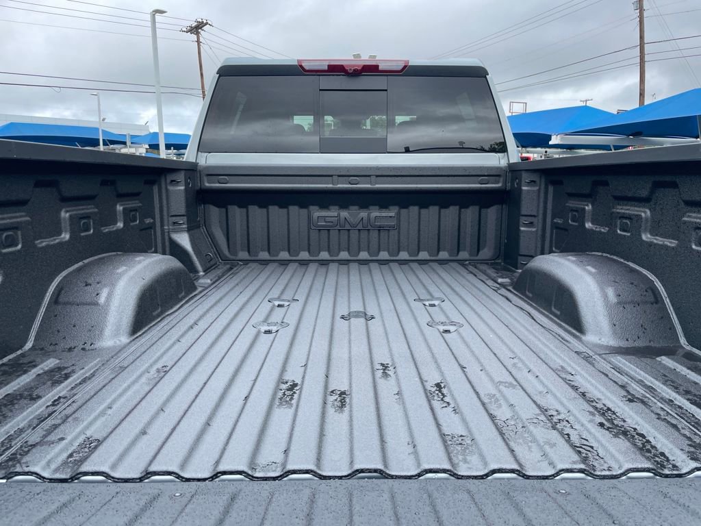 New 2026 GMC Sierra 2500 AT4 w/ AT4 Premium Plus Package image 23