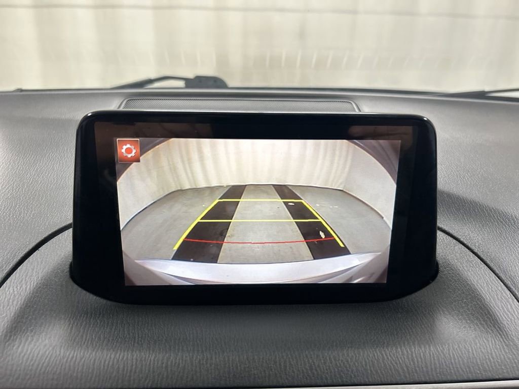 Used 2017 MAZDA MAZDA3 Touring FWD image 15