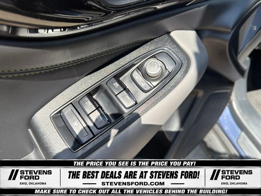 Used 2025 Subaru Outback Onyx Edition AWD/4WD image 18