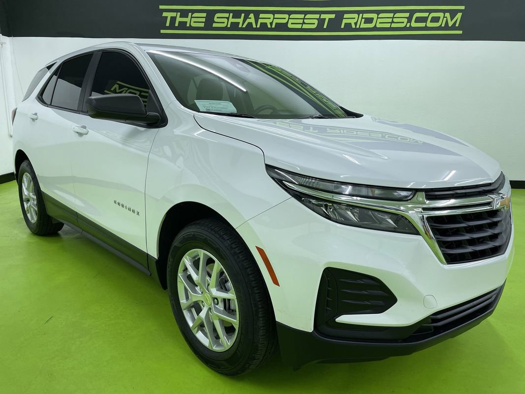 Used 2024 Chevrolet Equinox LS image 2