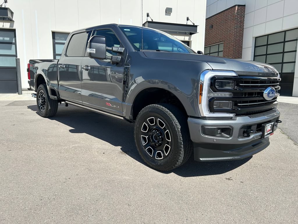 Used 2026 Ford F350 Platinum AWD/4WD image 1
