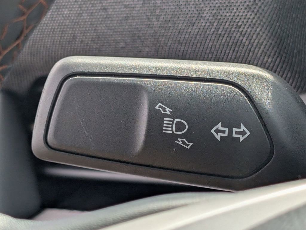 New 2025 Ford Explorer Active w/ Active Comfort Package image 35