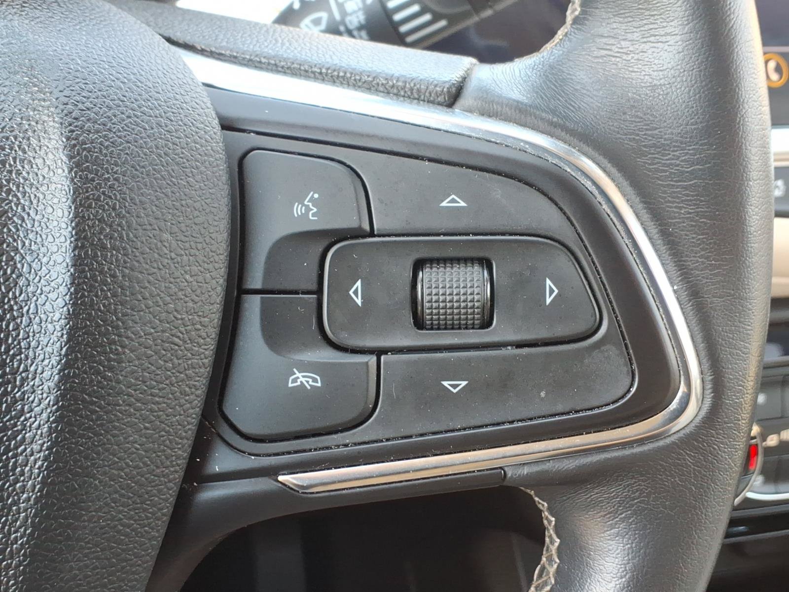 Used 2023 Buick Encore GX Select FWD image 18
