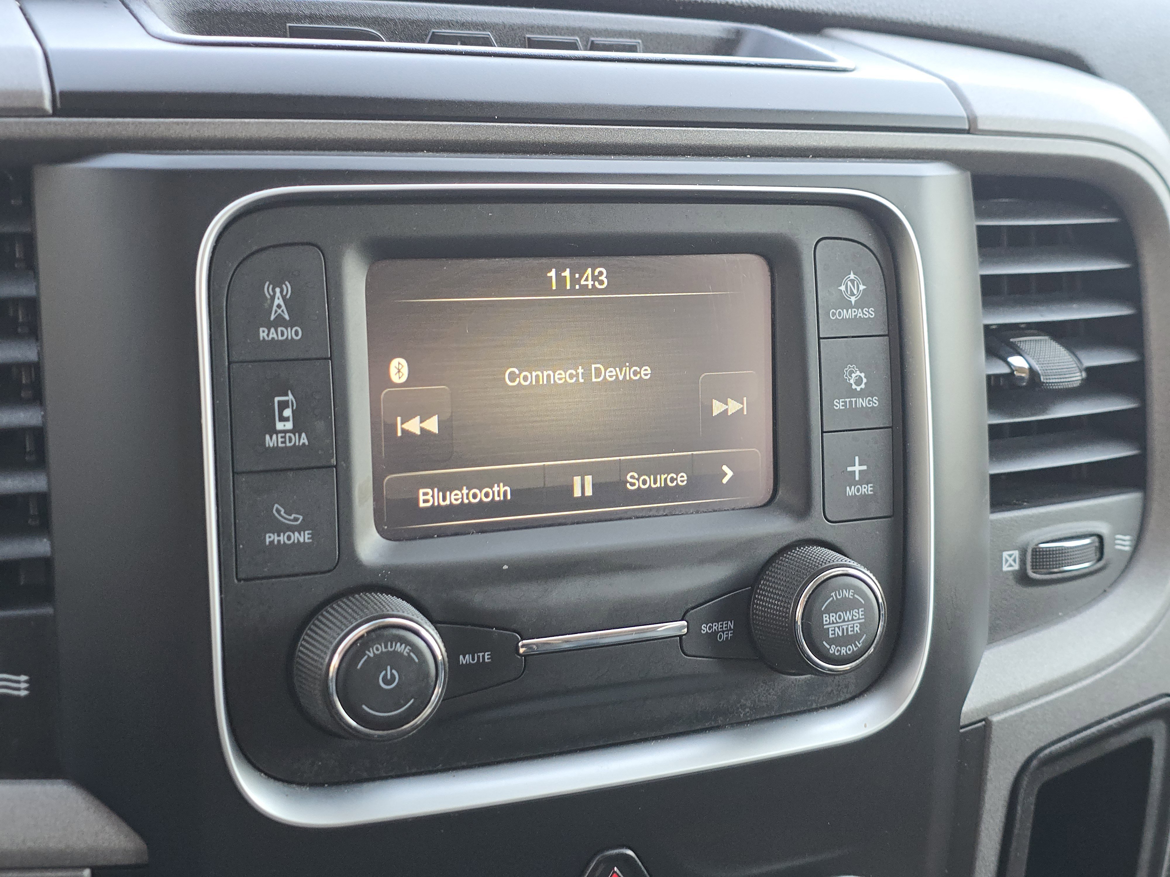Used 2024 RAM 1500 Tradesman AWD/4WD image 11