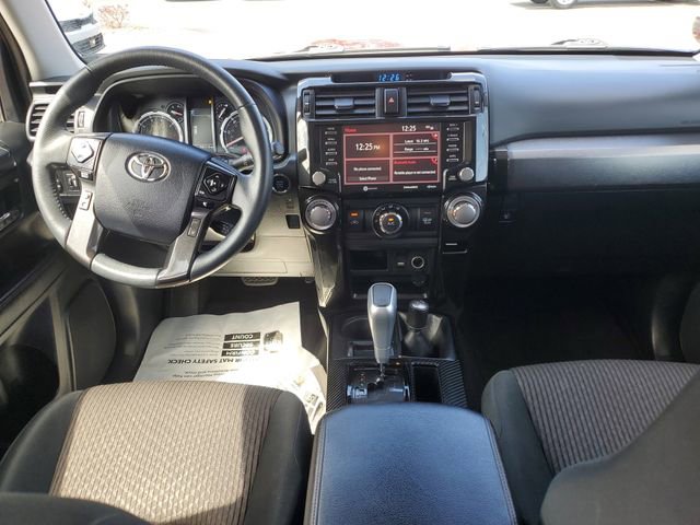 Used 2022 Toyota 4Runner TRD Off-Road AWD/4WD image 14