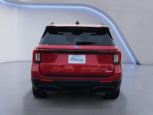 Used 2025 Ford Explorer ST-Line w/ ST-Line Street Pack AWD/4WD image 4