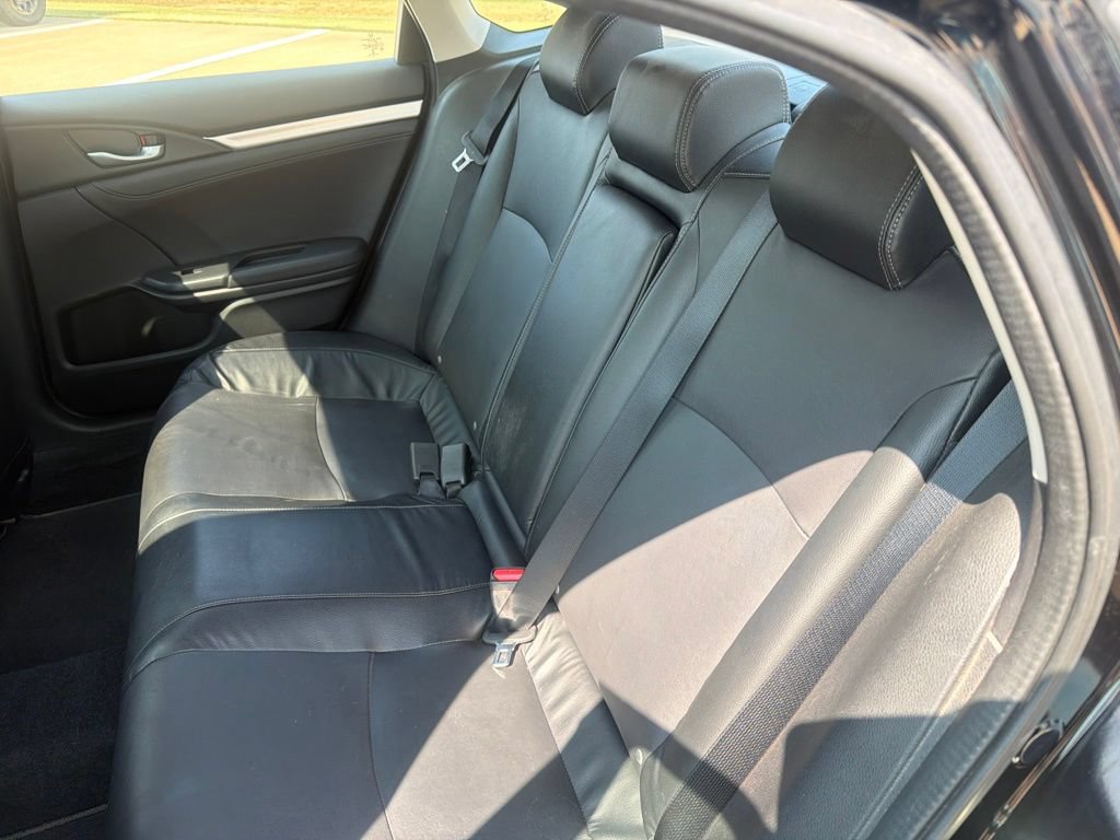 Used 2016 Honda Civic Touring image 27