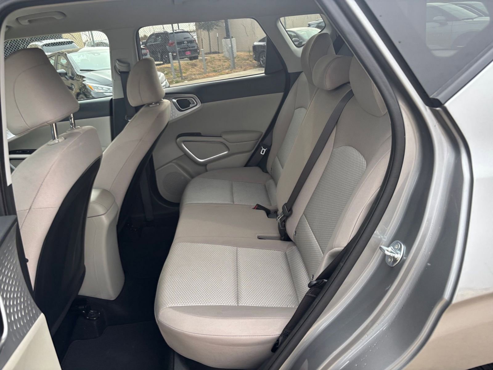 Used 2025 Kia Soul LX w/ LX Technology Package image 23