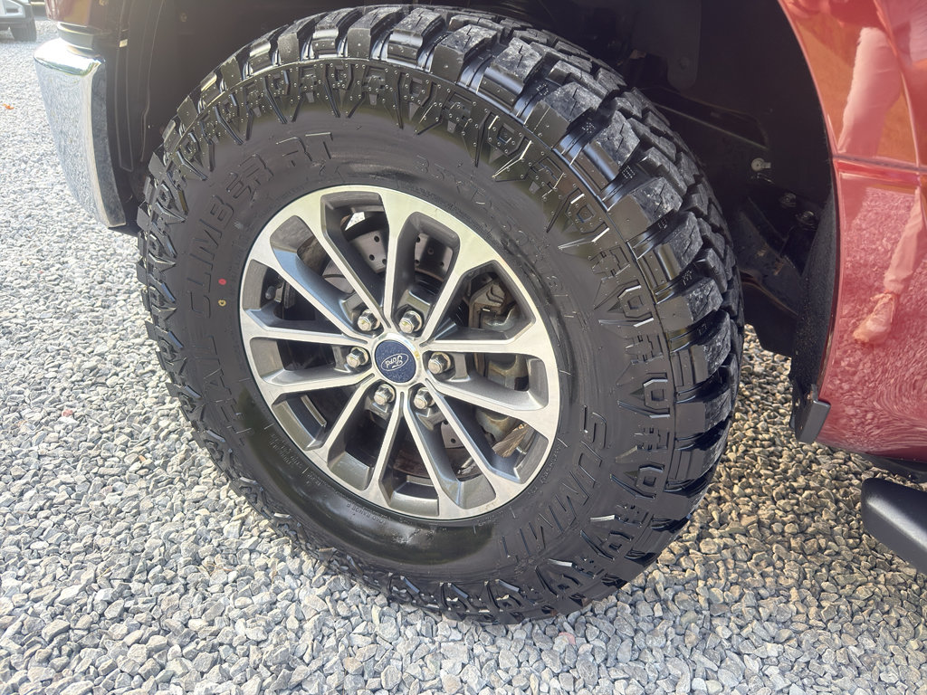 Used 2016 Ford F150 XLT w/ Equipment Group 301A Mid AWD/4WD image 9