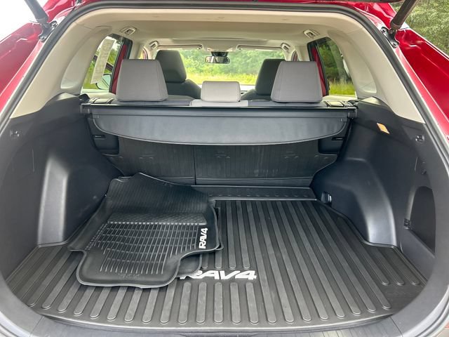 Used 2019 Toyota RAV4 XLE w/ Convenience Package AWD/4WD image 24