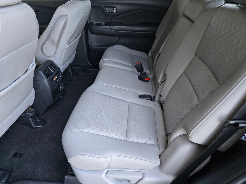 Certified 2019 Honda Passport Touring image 15