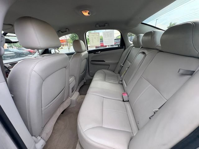 Used 2008 Chevrolet Impala LTZ FWD image 26