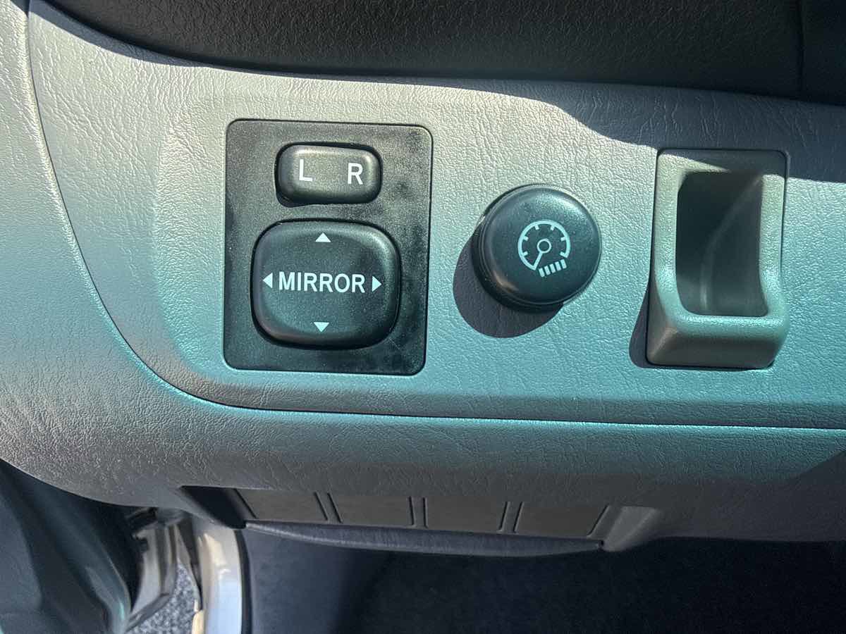 Used 2001 Toyota RAV4 2WD image 19