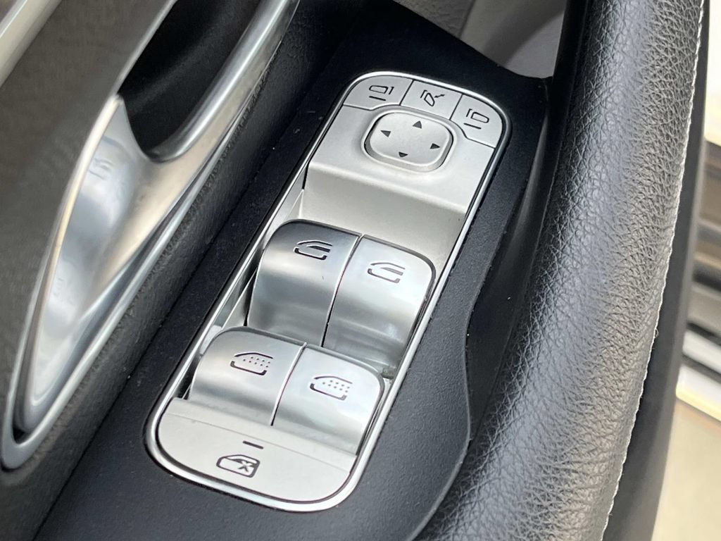 Used 2020 Mercedes-Benz GLS 450 4MATIC image 31