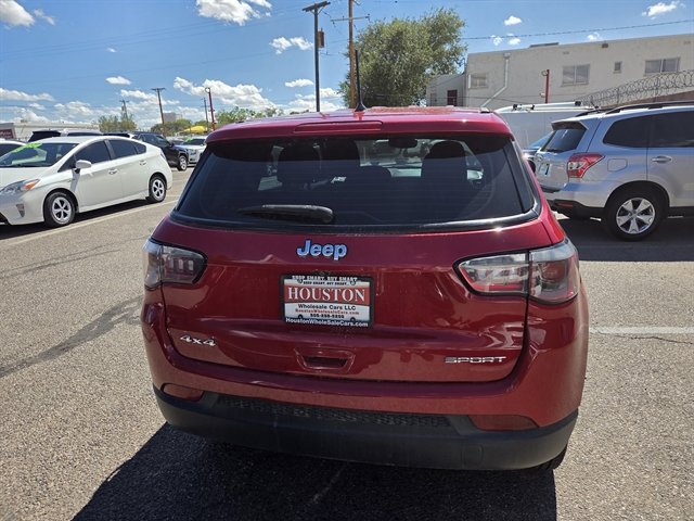 Used 2018 Jeep Compass Sport image 2