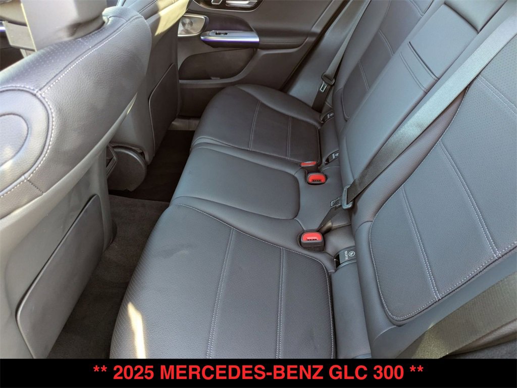 Certified 2025 Mercedes-Benz GLC 300 4MATIC image 27