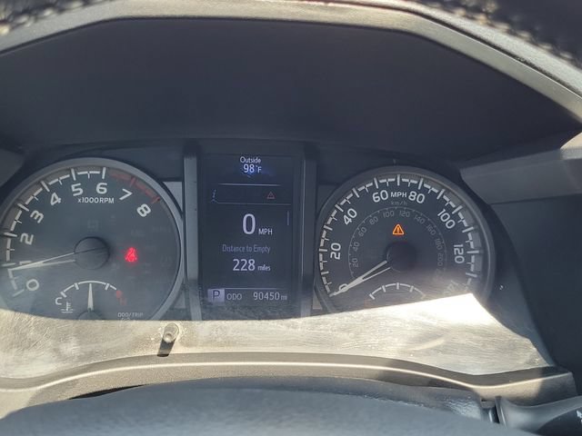 Used 2019 Toyota Tacoma TRD Sport w/ TRD Premium Sport Package AWD/4WD image 27