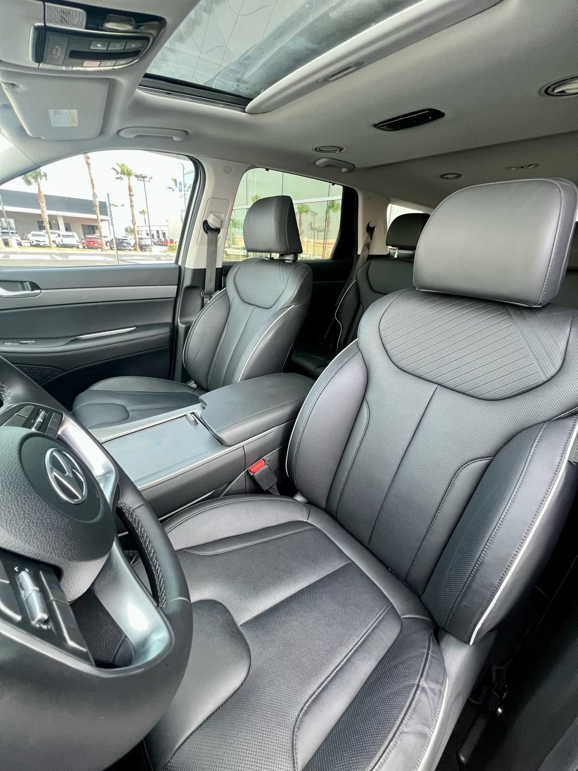 Used 2024 Hyundai Palisade SEL w/ Premium Package FWD image 16