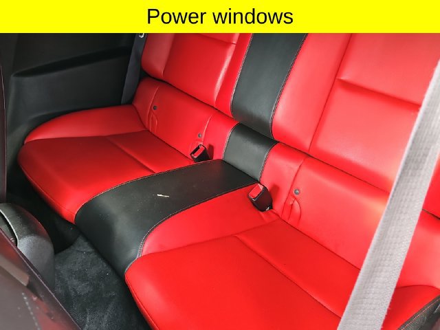 Used 2015 Chevrolet Camaro LT w/ Commemorative Special Edition RWD image 10