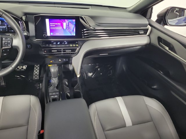 Certified 2025 Toyota Camry SE FWD image 17