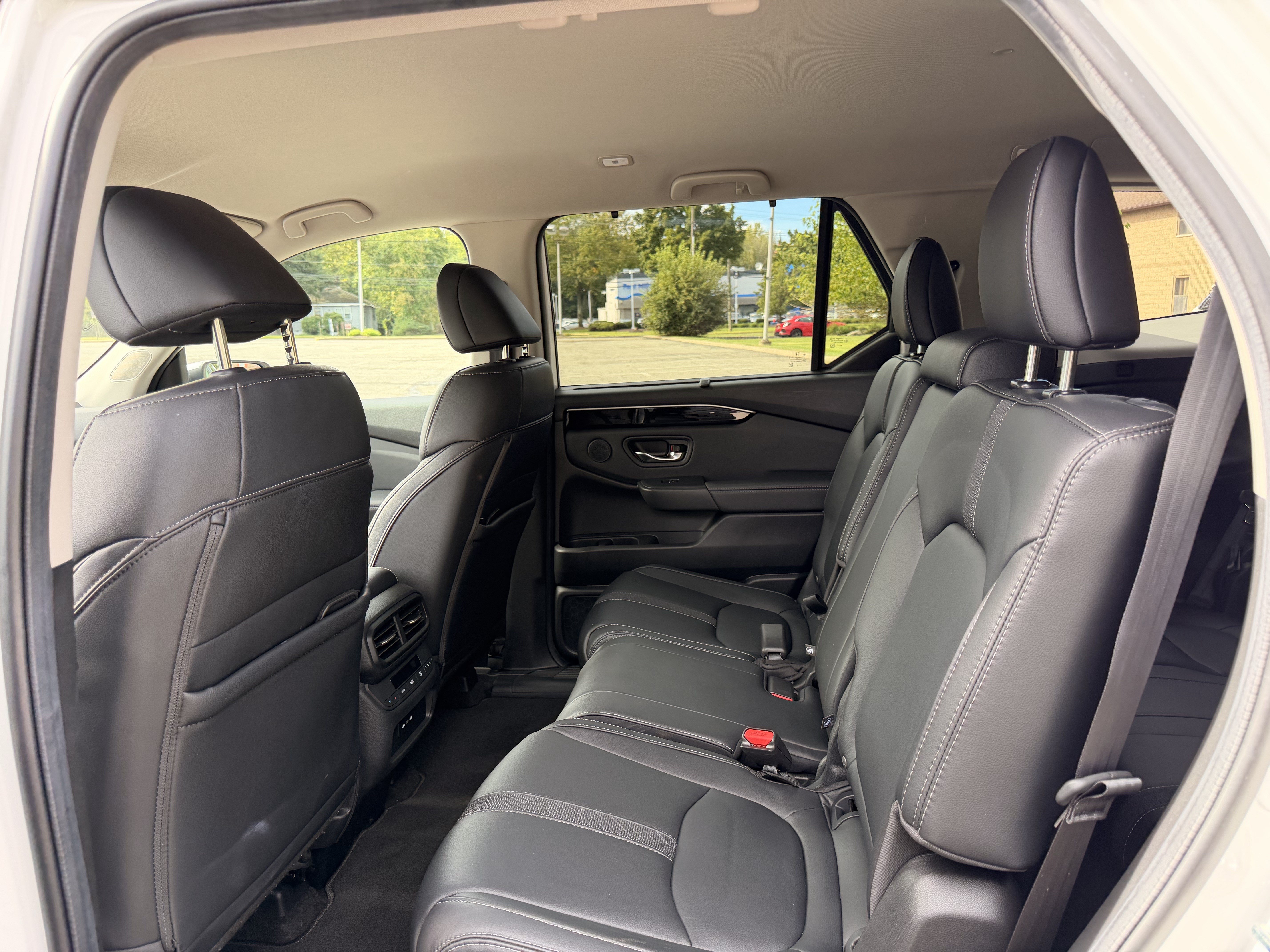 Used 2024 Honda Pilot EX-L image 26