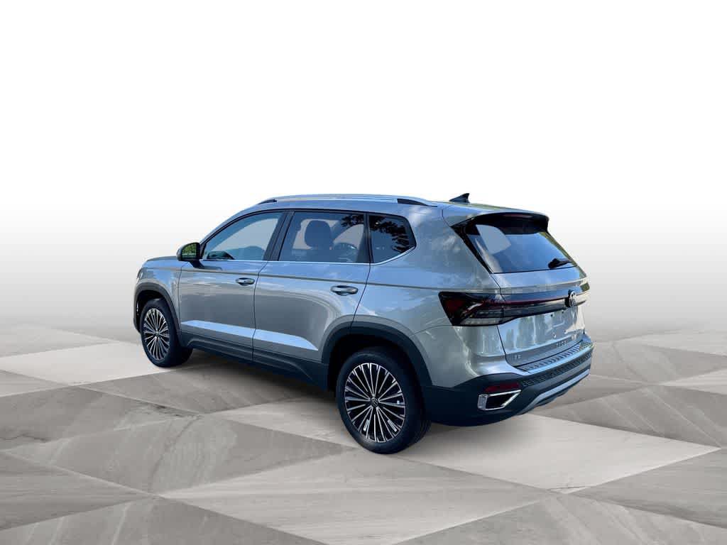 New 2026 Volkswagen Taos SE FWD image 6