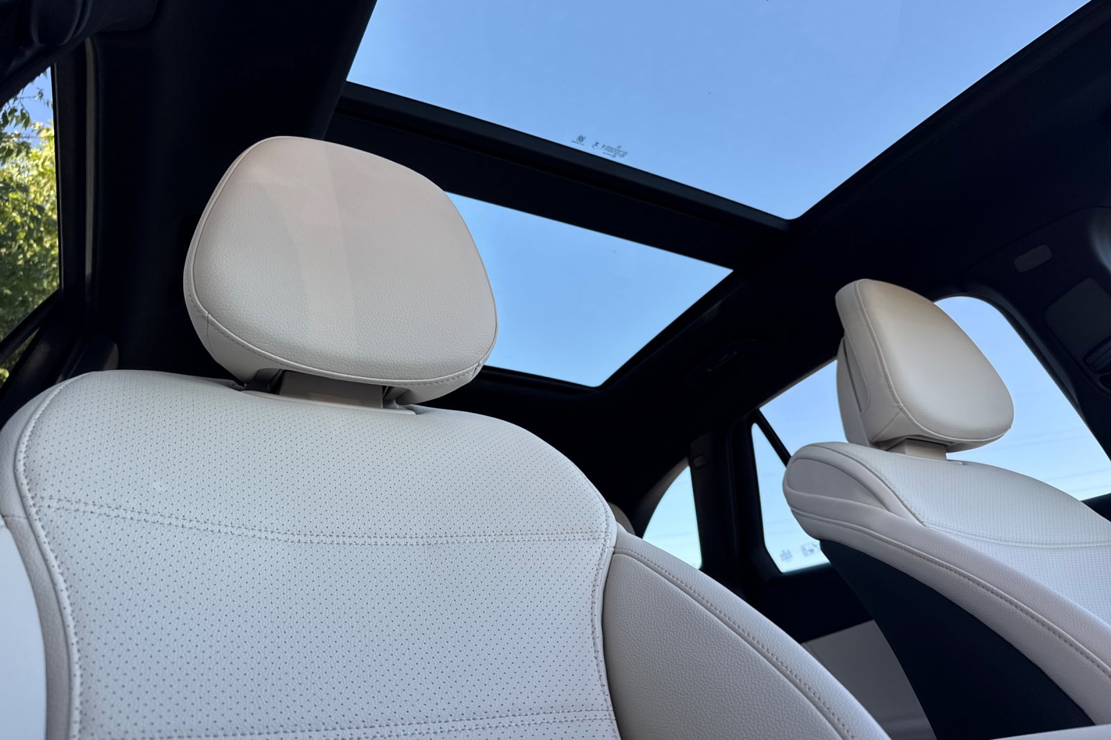 New 2026 Mercedes-Benz GLC 300 4MATIC image 17