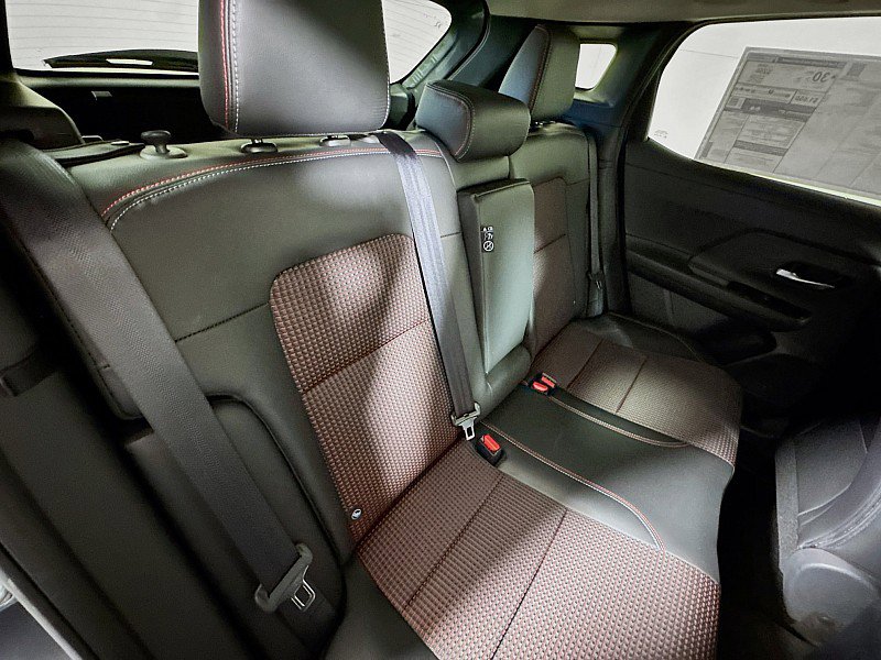 New 2026 Nissan Kicks SR w/ Cold Weather Package image 25