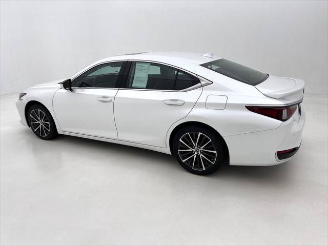 Certified 2024 Lexus ES 300h w/ Premium Package FWD image 10
