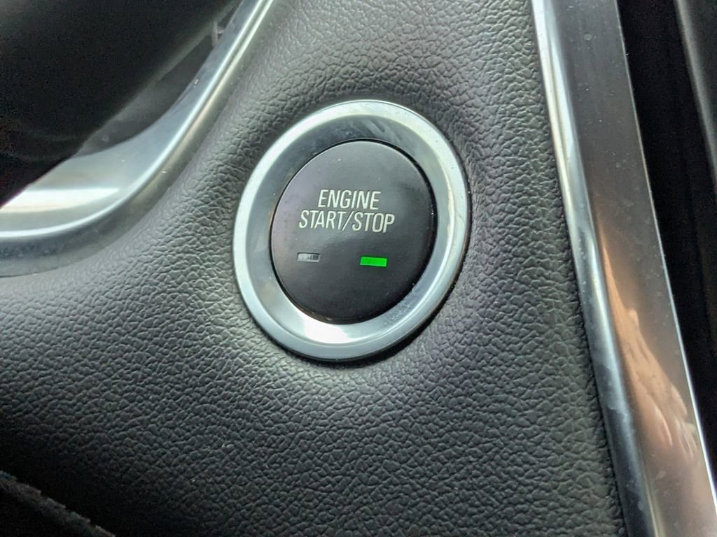 Certified 2022 Chevrolet Traverse LT w/ Midnight/Sport Edition FWD image 25