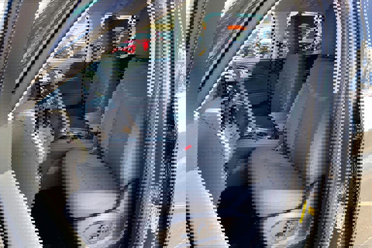 Used 2026 Ford Explorer Active image 8