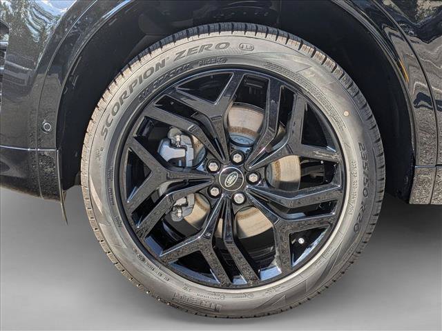 New 2026 Land Rover Discovery Sport Landmark AWD/4WD image 10