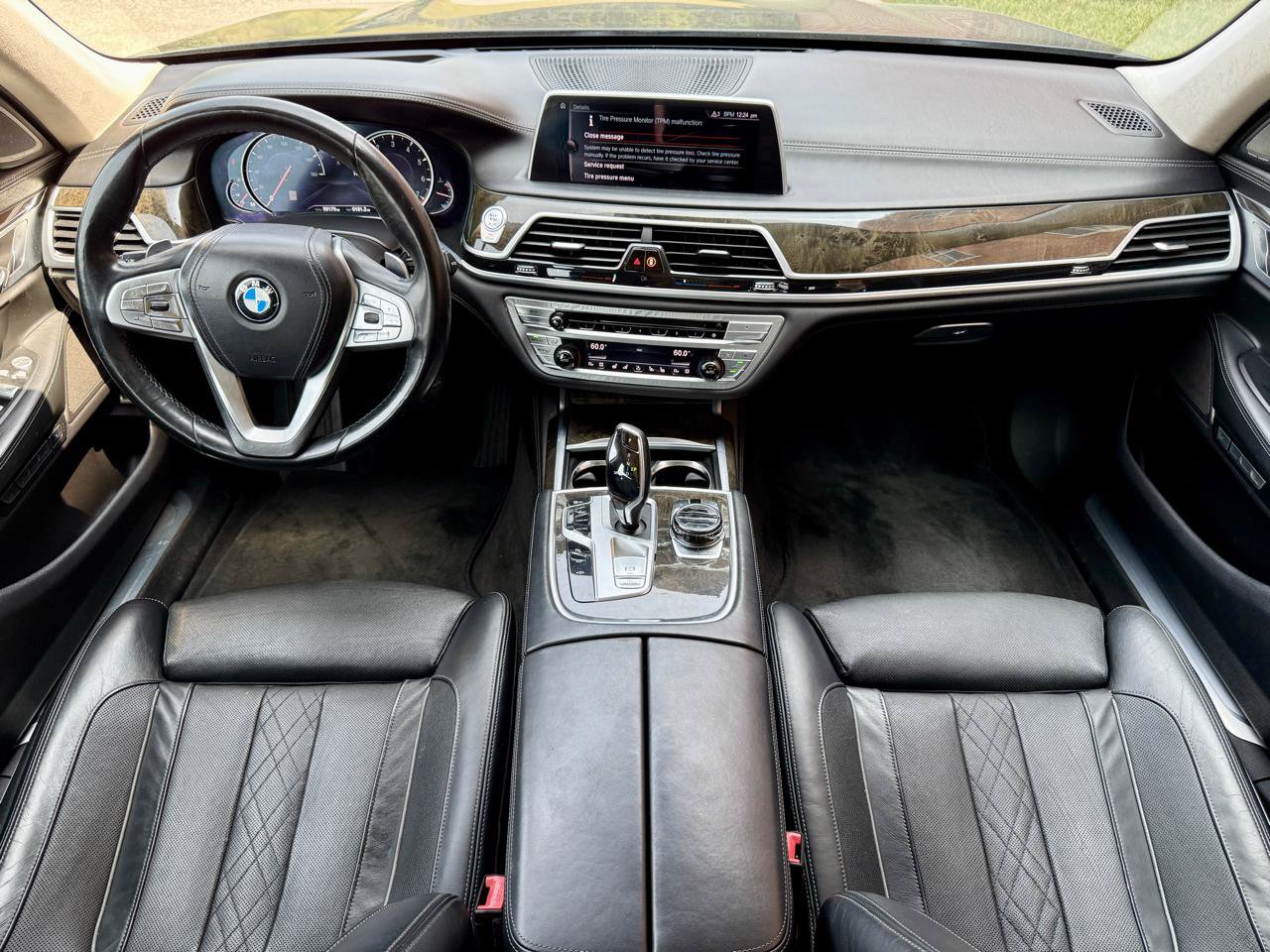 Used 2017 BMW 750i xDrive AWD/4WD image 23