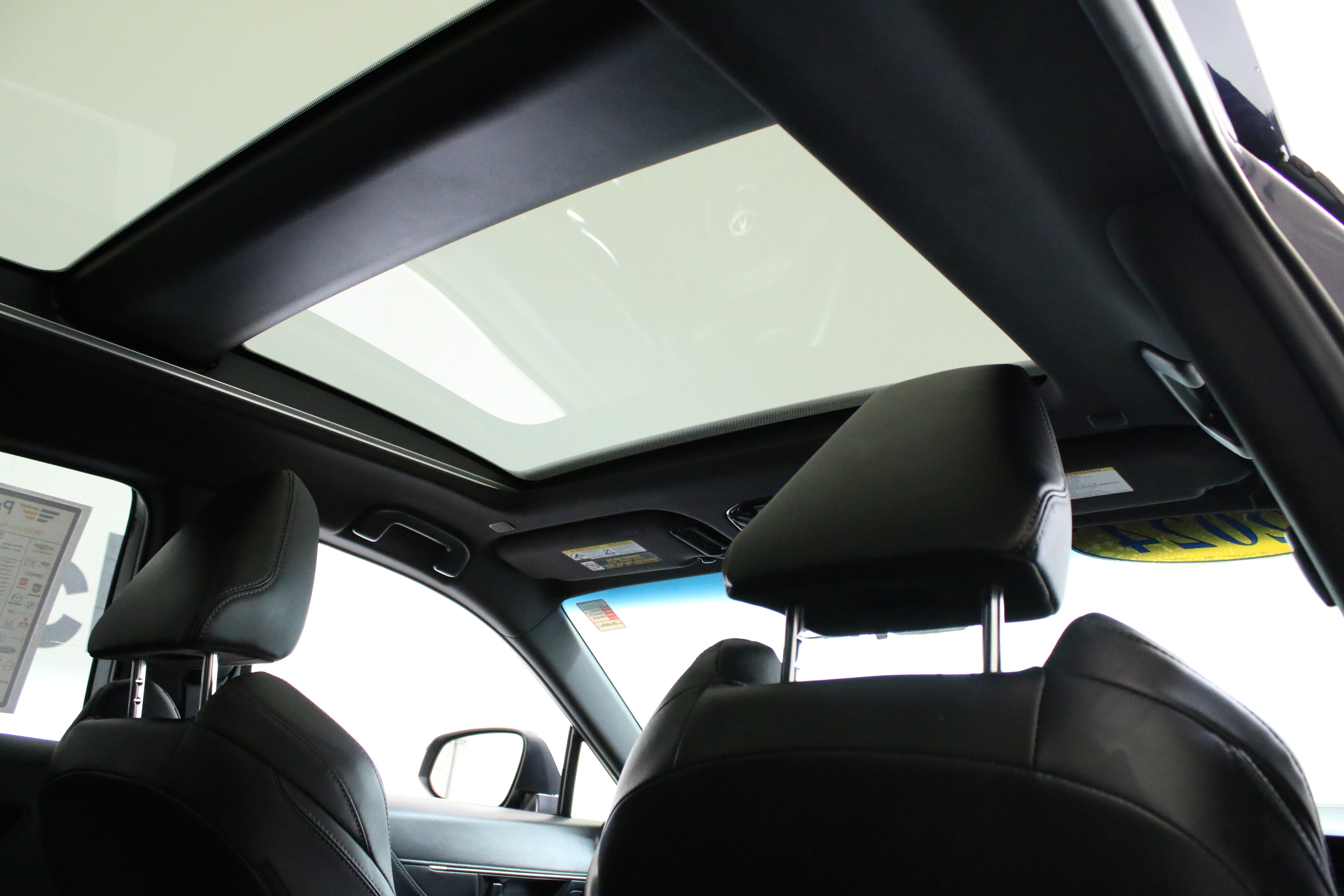 Used 2024 Toyota Venza Limited image 29