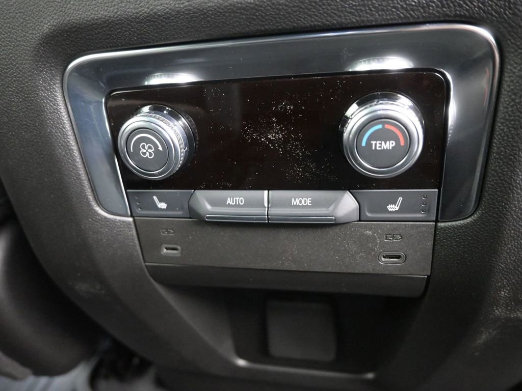 New 2026 GMC Yukon XL Elevation image 9