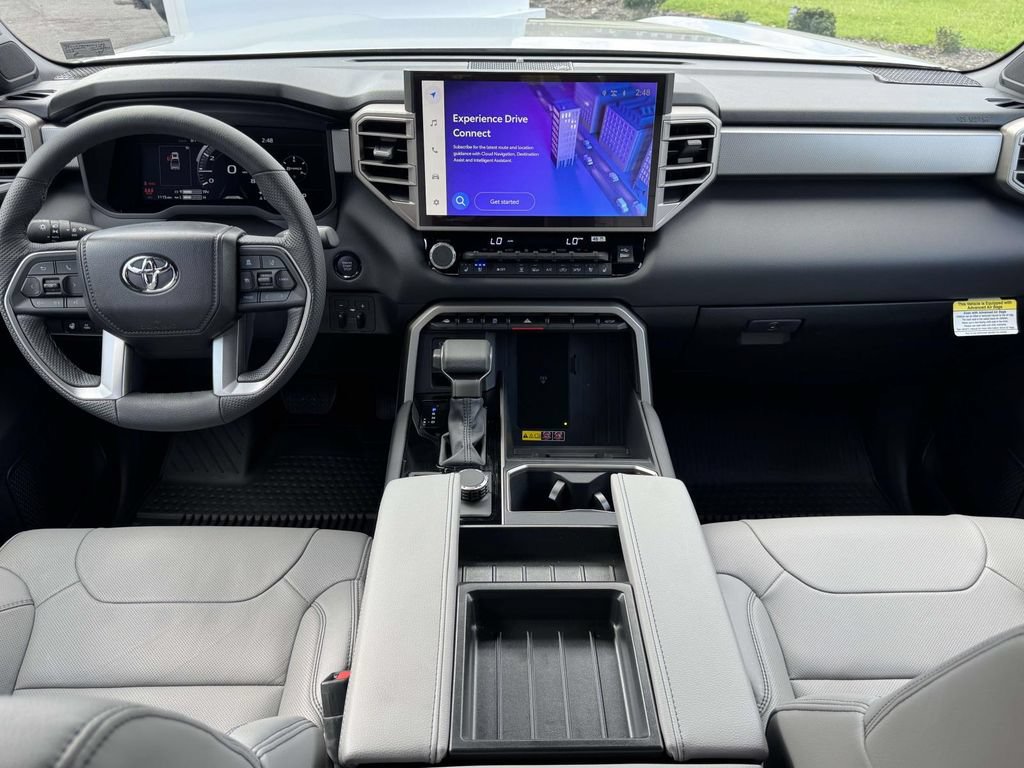 Used 2026 Toyota Tundra Limited AWD/4WD image 2