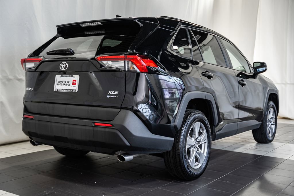 Used 2025 Toyota RAV4 XLE image 4