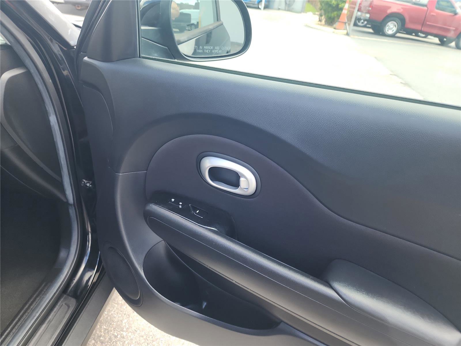 Used 2016 Kia Soul image 27